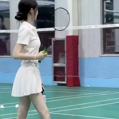 董芳
